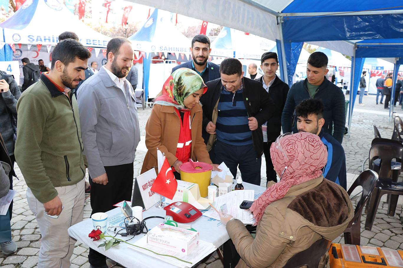 "Kan bağışında bulunmak insani ve erdemli bir davranıştır"